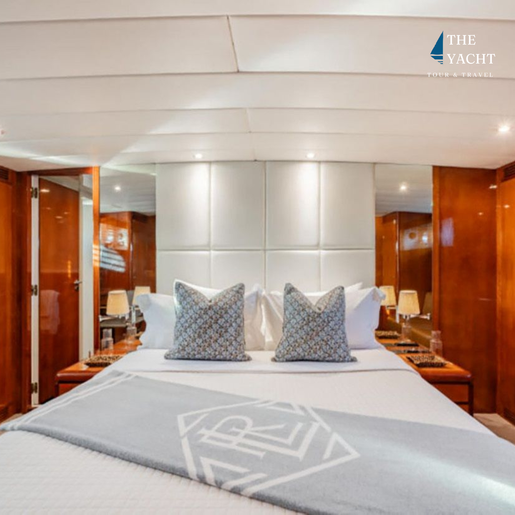 Island B Private Yacht Charter | Keppel Bay