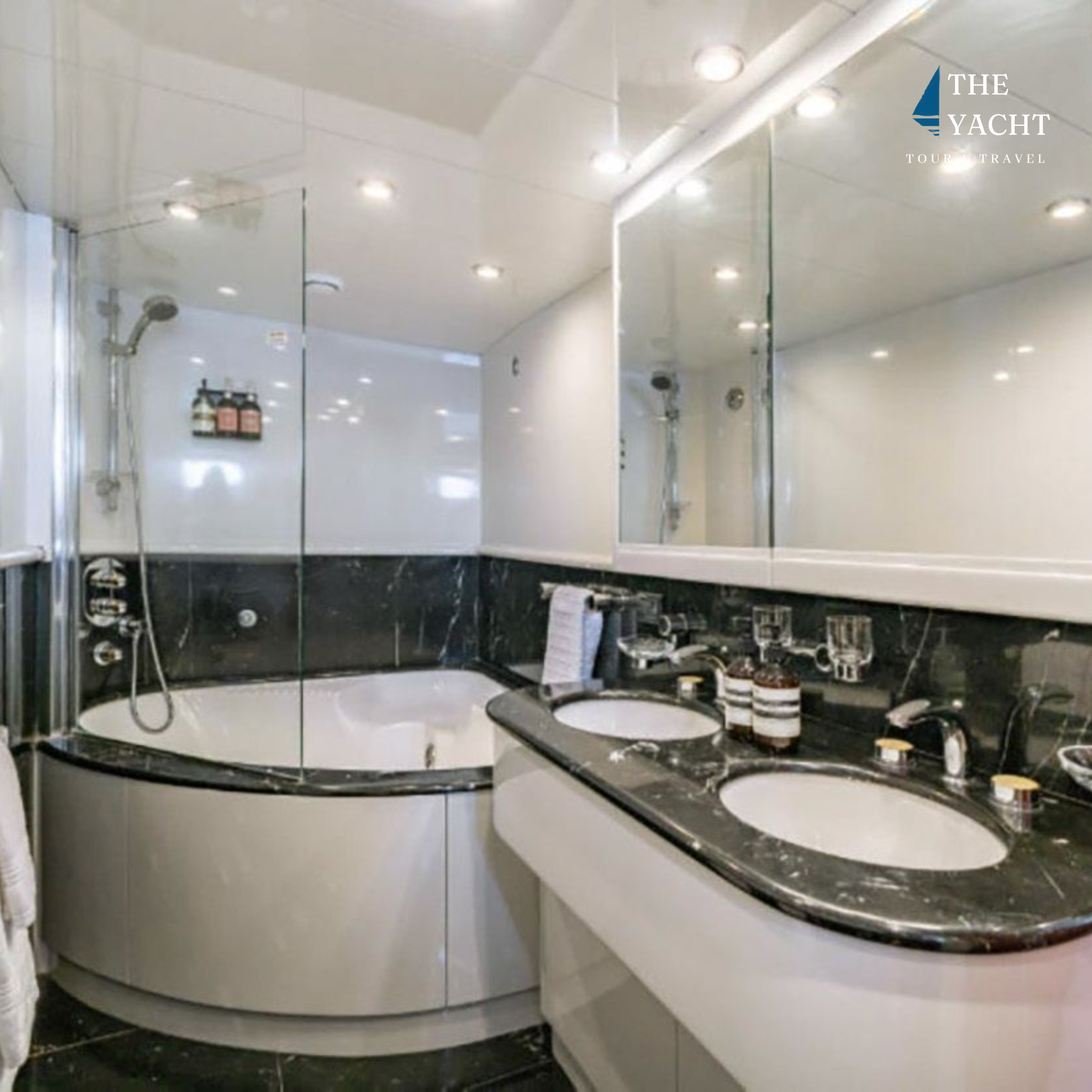 Island B Private Yacht Charter | Keppel Bay