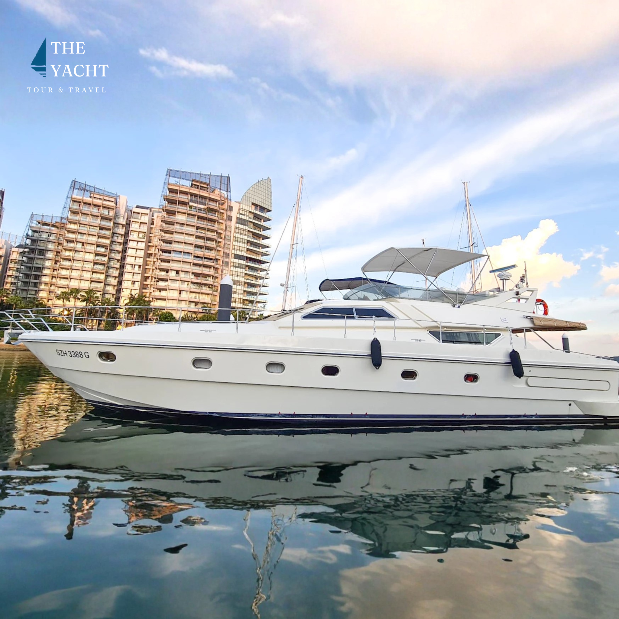 Vittoria Private Yacht Charter | Sentosa Cove