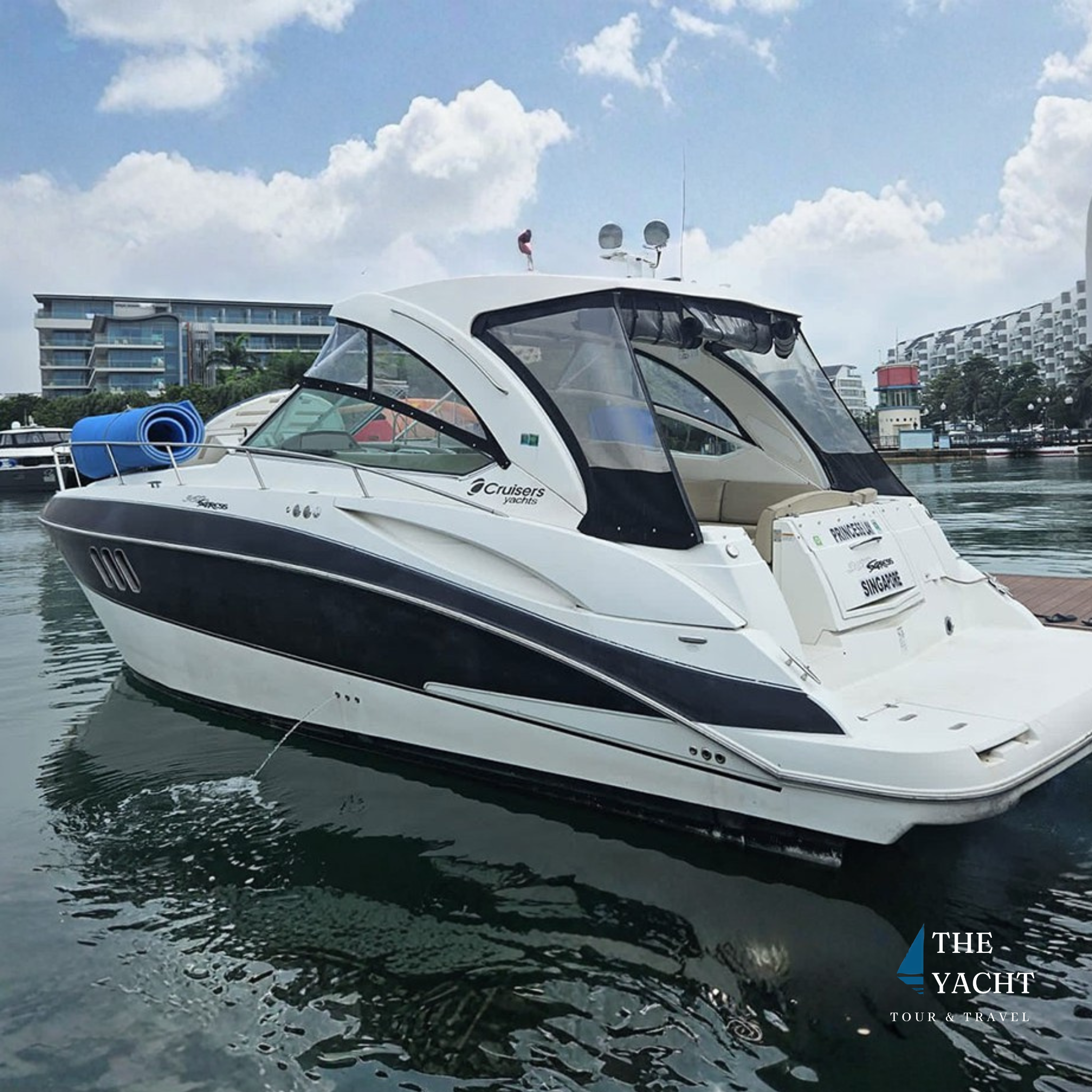 Zen Sea Private Yacht Charter | Sentosa Cove