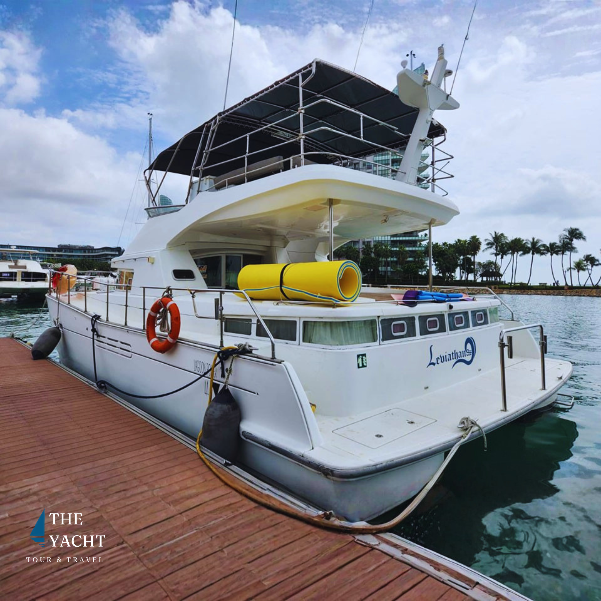 Island Yacht Private Yacht Charter | Sentosa Cove