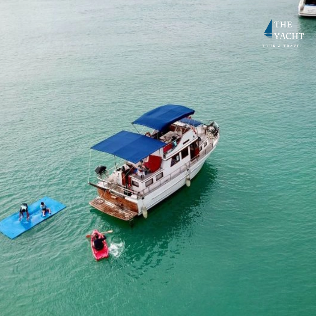 Mare Mio Private Yacht Charter | Sentosa Cove