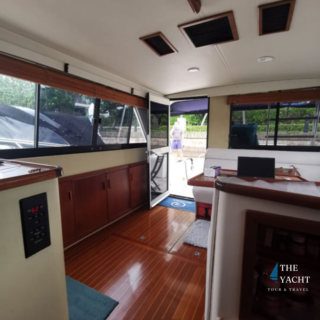 Sea Friends Private Yacht Charter | Sentosa Cove