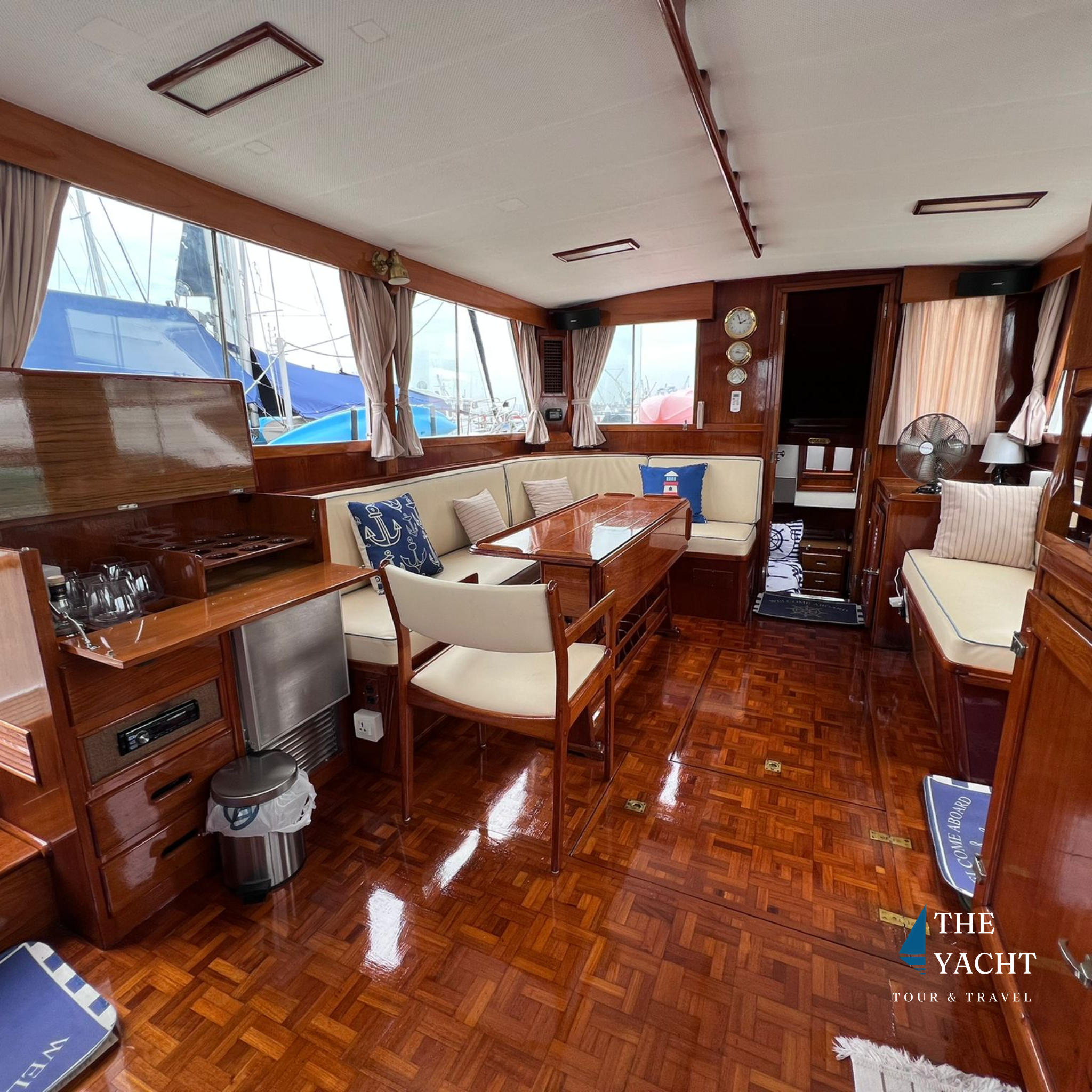 Maria Yacht Private Yacht Charter | West Coast