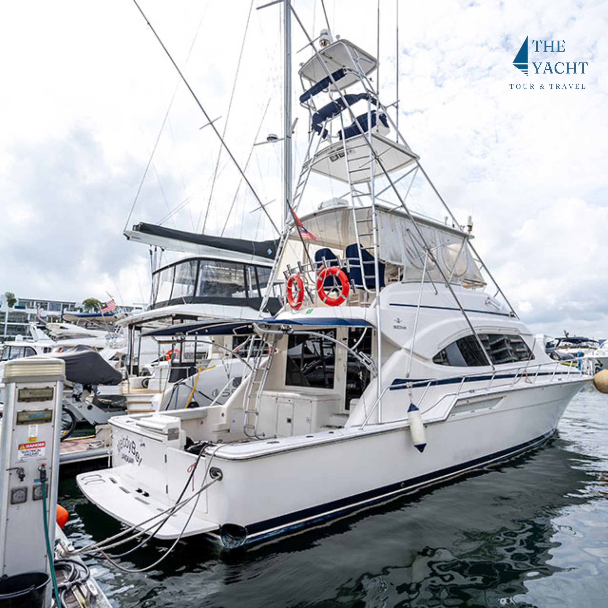 MelodyBel Private Yacht Charter | Sentosa Cove