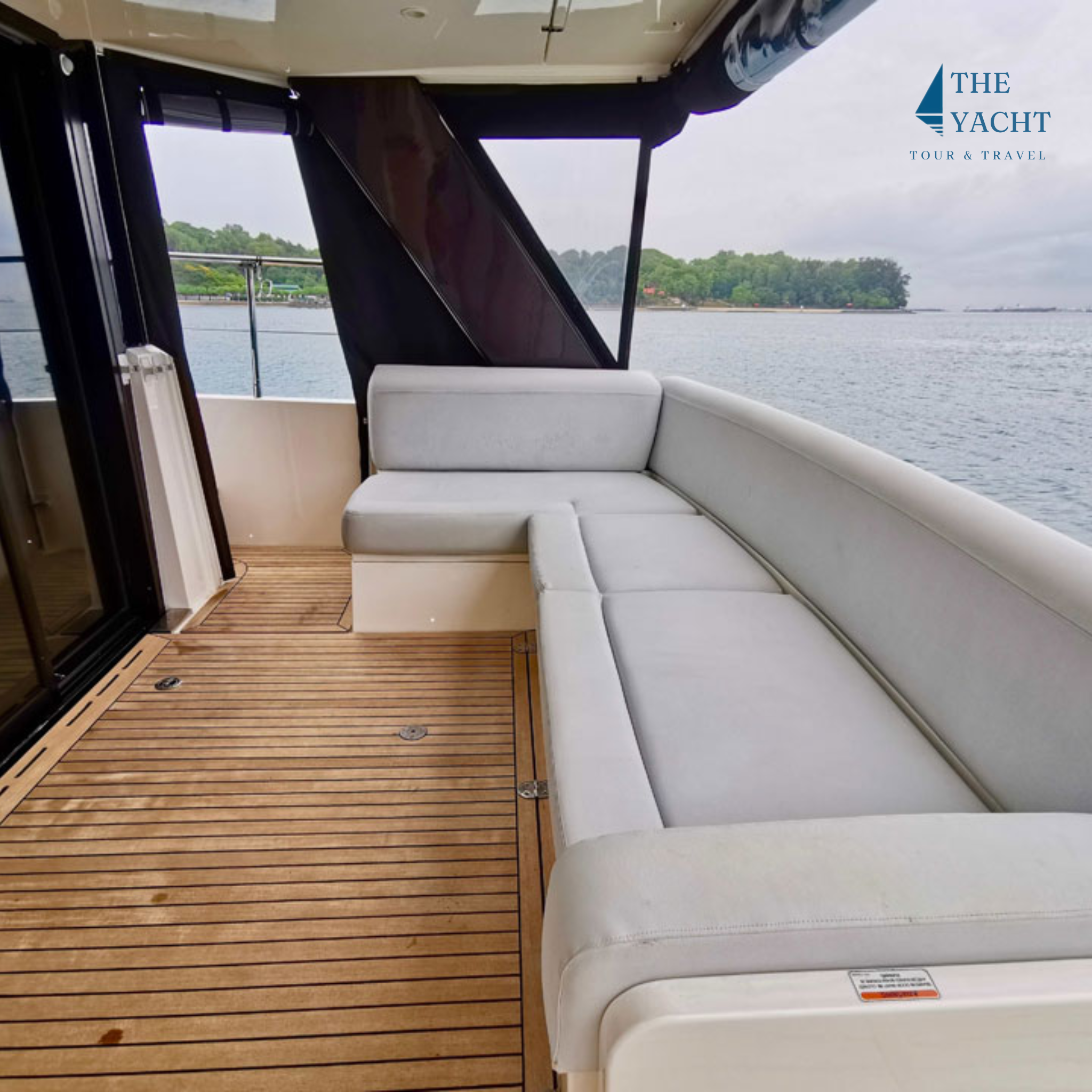 Achates Private Yacht Charter | Sentosa Cove