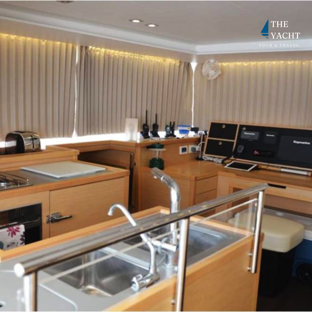 Ocean Diva Private Yacht Charter | Sentosa Cove