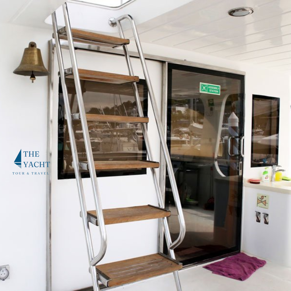 Sardinia Private Yacht Charter | Sentosa Cove