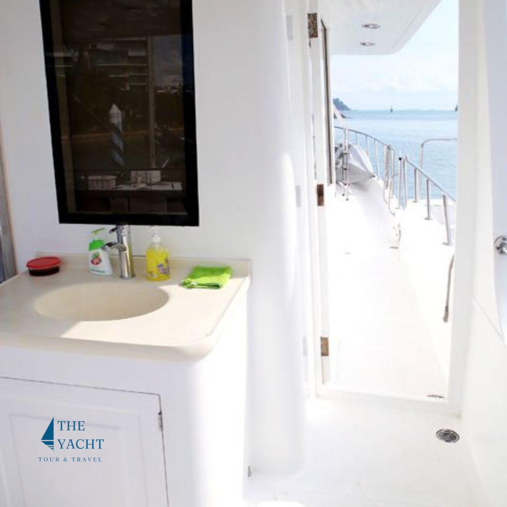 Sardinia Private Yacht Charter | Sentosa Cove