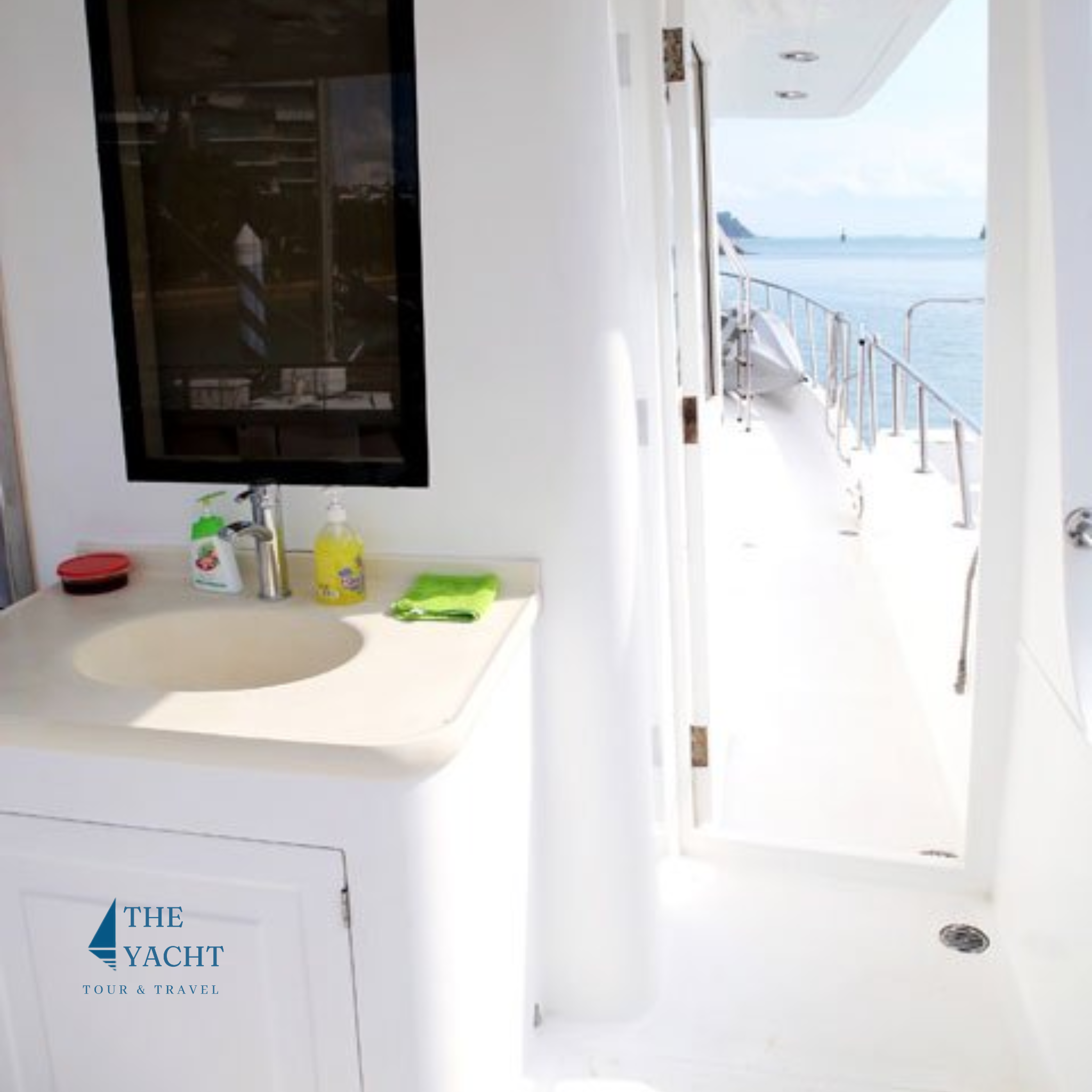 Sardinia Private Yacht Charter | Sentosa Cove