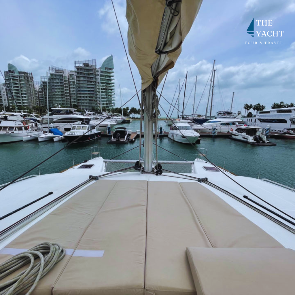 Waga Mari Private Yacht Charter| Sentosa Cove